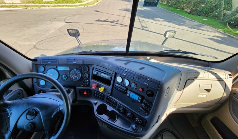 
								Freightliner Cascadia 2016 full									