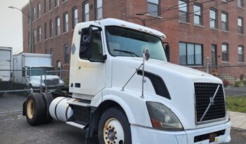 
									Volvo VNL 2010 full								