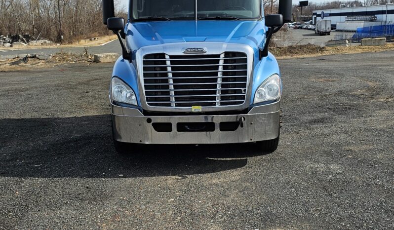 
								Freightliner Cascadia 2016 full									