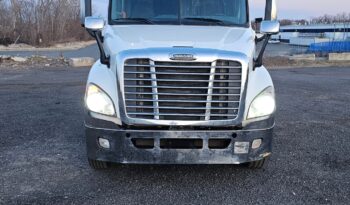 
									Freightliner Cascadia 2013 full								