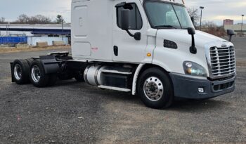 
									Freightliner Cascadia 2016 full								