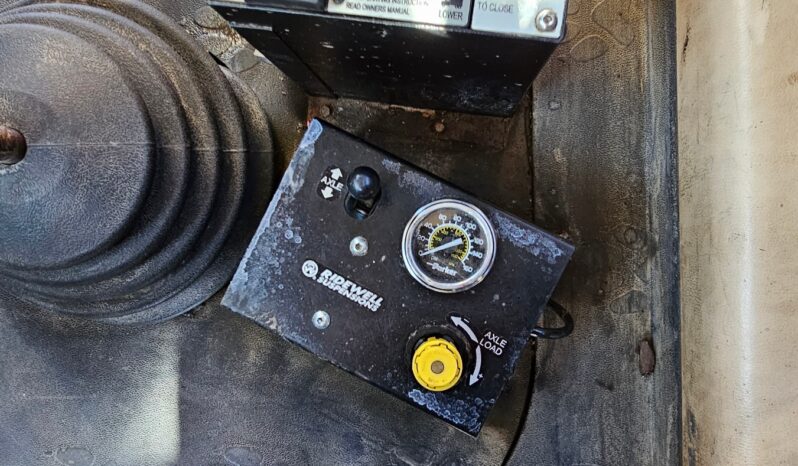 
								Mack Granite 2012 full									