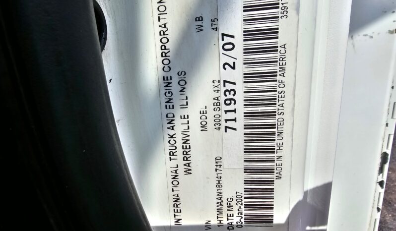 
								International 4300 2008 full									