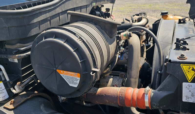 
								International 4300 2011 full									