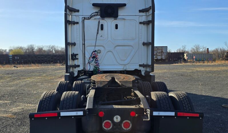 
								Freightliner Cascadia 2018 full									