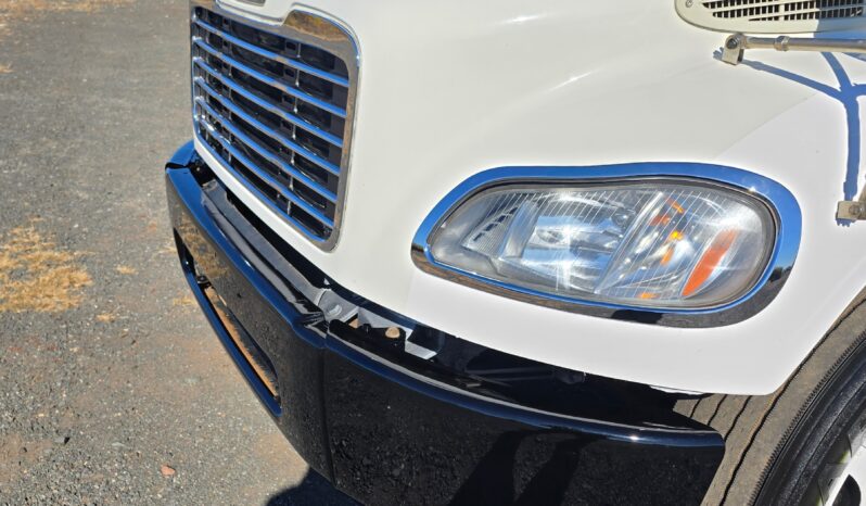 
								Freightliner M2 2013 full									
