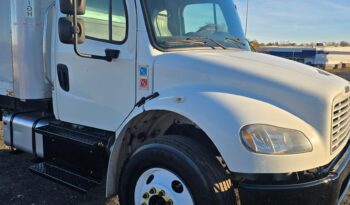 
									Freightliner M2 2015 full								