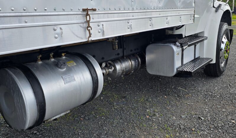 
								Freightliner M2 Reefer 2018 full									