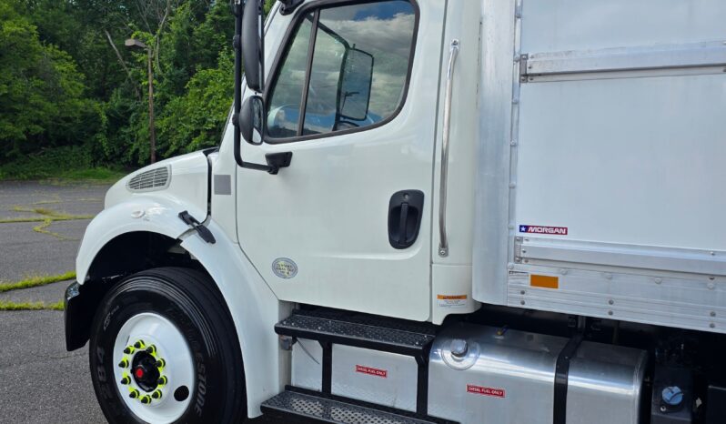 
								Freightliner M2 2018 full									